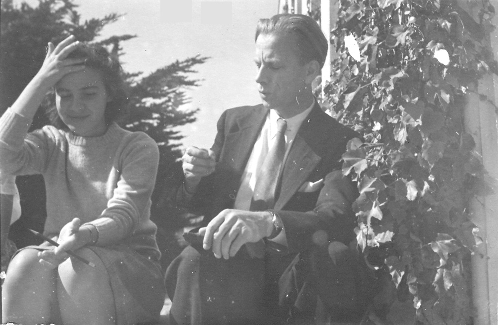 Esther & van Niel J. Loeb Lab HMS 1945